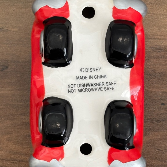 Walt DISNEY Salt & Pepper Shakers Magnetic MICKEY & MINNIE MOUSE Retro Red CAR 3 - Picture 10 of 15